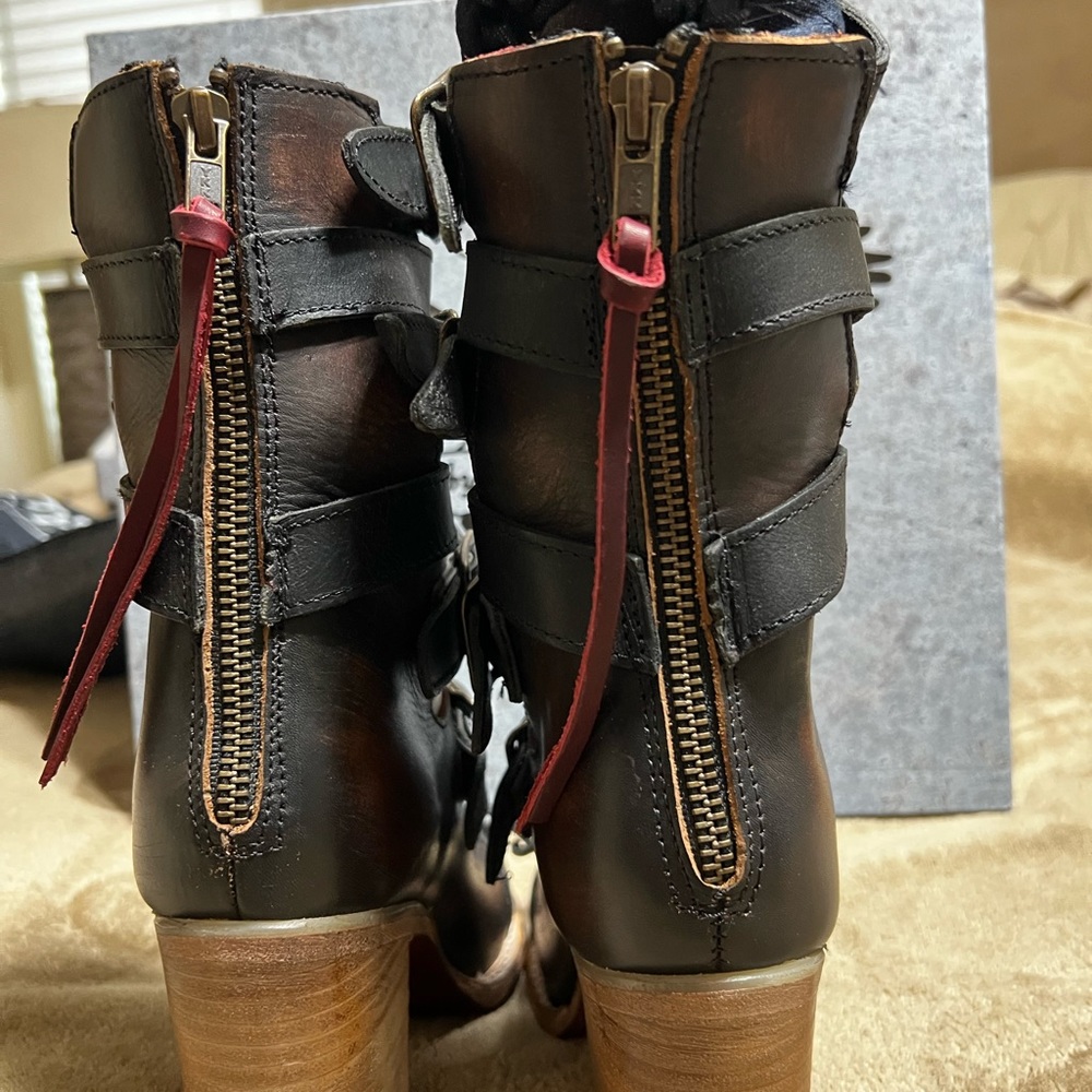 Freebird by Steven Black Ankle Boots - Picture 3 of 4